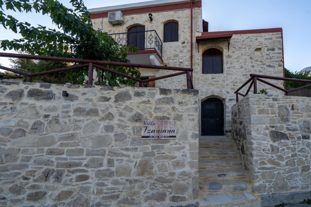 Villa Tzaniana Apomarma 외부 사진