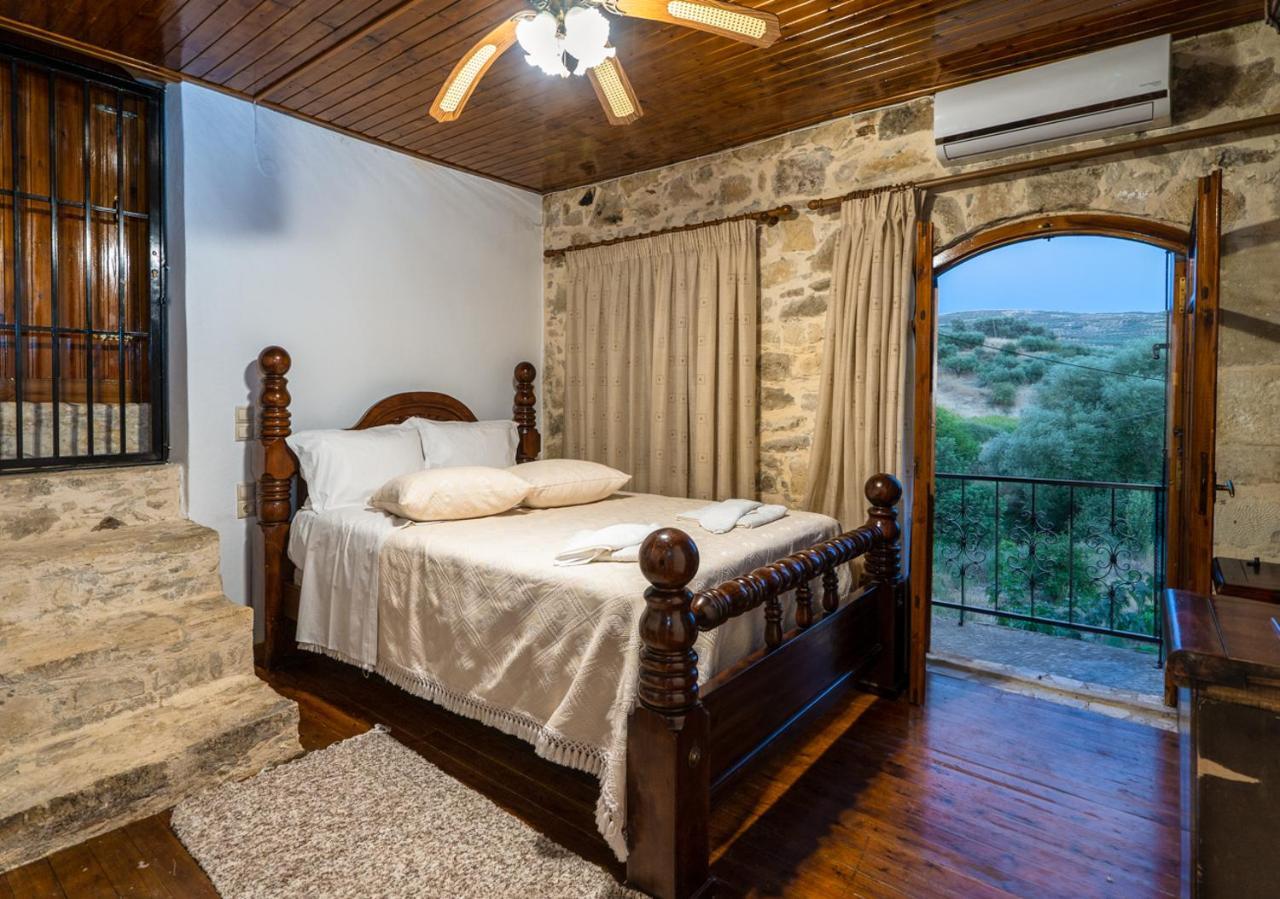 Villa Tzaniana Apomarma 외부 사진